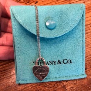 Return to Tiffany Heart Lock Necklace - Silver